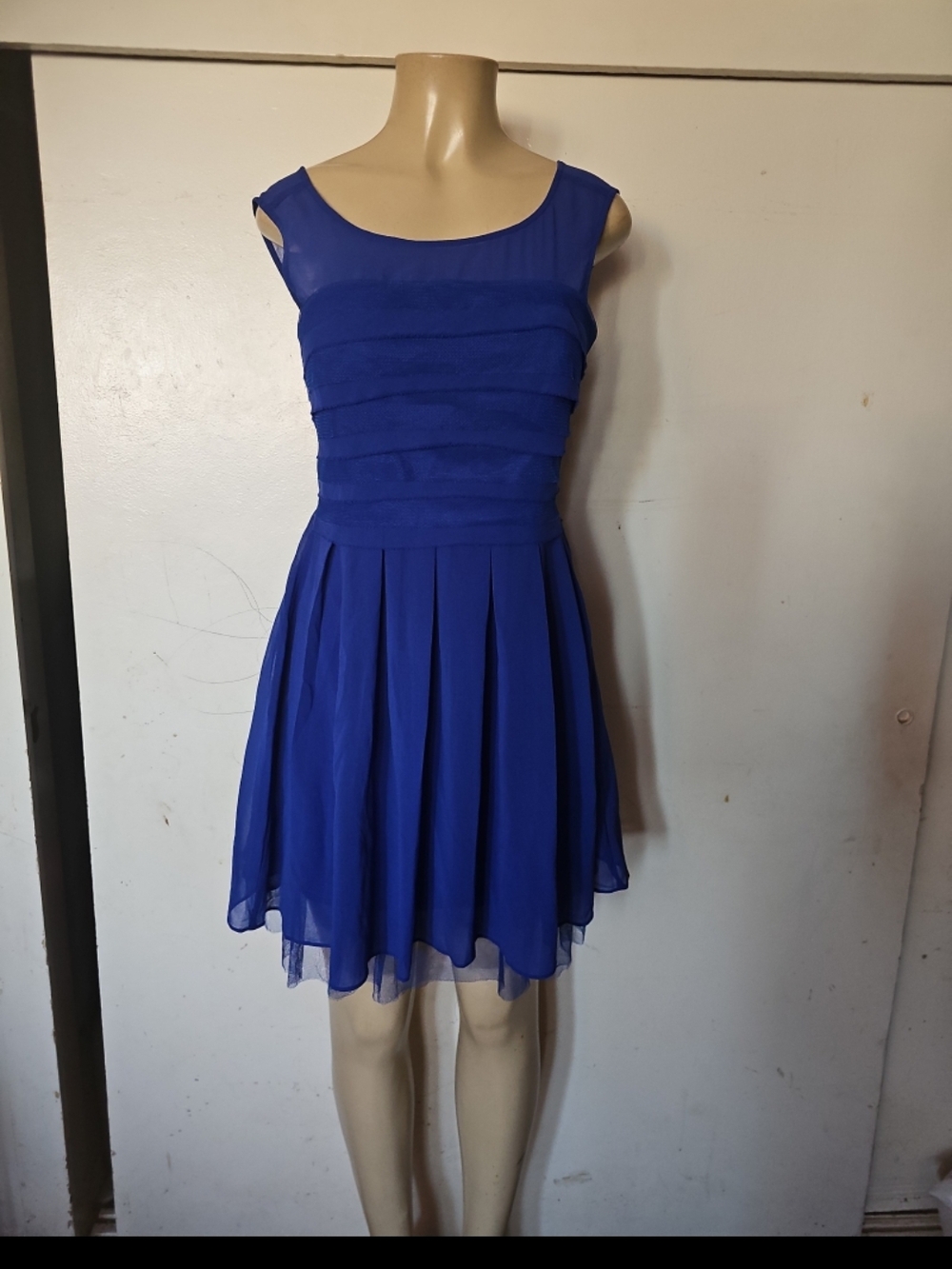 Cap-Sleeve Royal Blue Chiffon Pleated Mini Dress